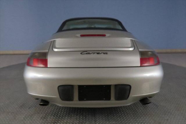 Photo of 2000 Arctic Silver Metallic Porsche 911