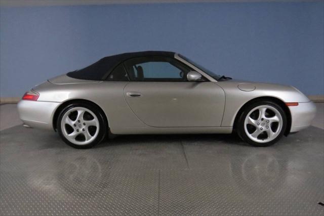 Photo of 2000 Arctic Silver Metallic Porsche 911