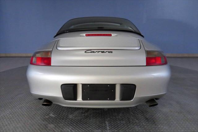 Photo of 2000 Arctic Silver Metallic Porsche 911