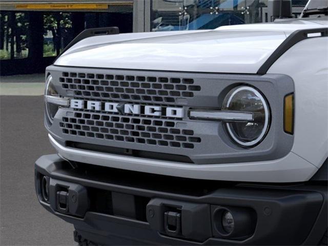 Photo of 2025 Oxford White Ford Bronco