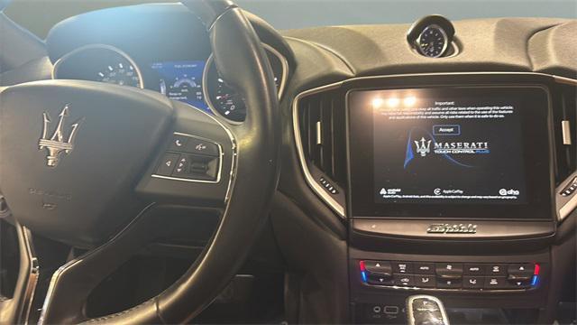 Photo of 2019 Gray Maserati Ghibli