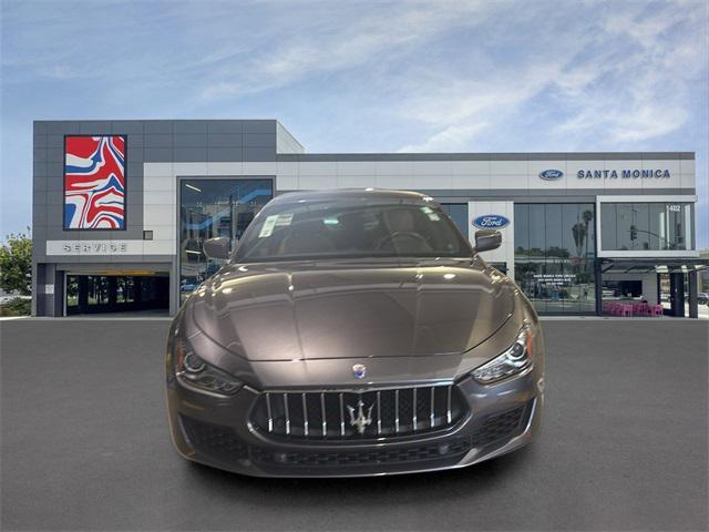 Photo of 2019 Gray Maserati Ghibli