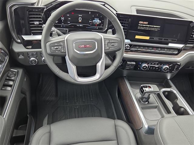 Photo of 2025 Summit White GMC Sierra 1500