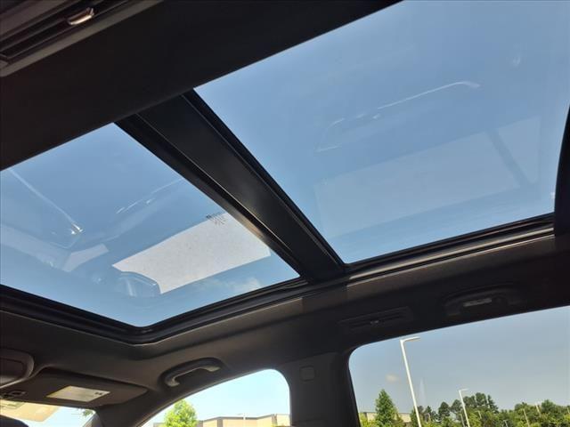 Photo of 2023 Stellar Black Metallic Cadillac XT6