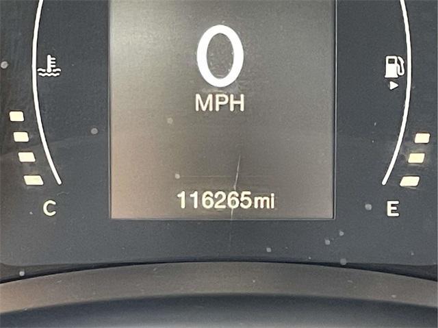 Photo of 2016 Granite Crystal Metallic Clearcoat Jeep Renegade