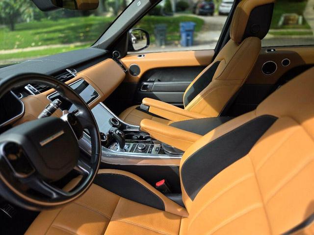 Photo of 2022 Santorini Black Metallic Land Rover Range Rover Sport