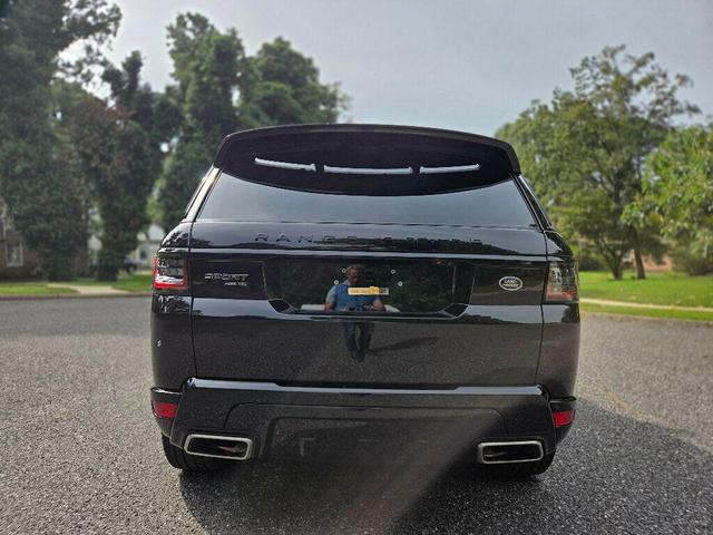 Photo of 2022 Santorini Black Metallic Land Rover Range Rover Sport