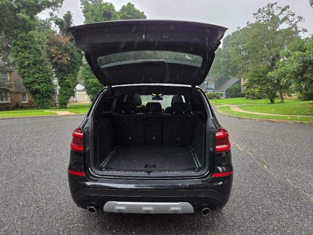 Photo of 2019 Black Sapphire Metallic BMW X3