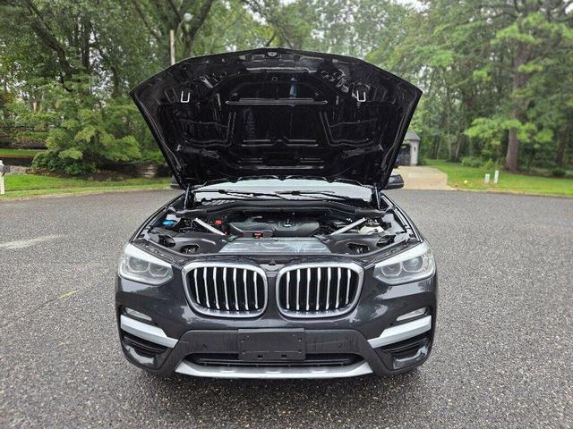 Photo of 2019 Black Sapphire Metallic BMW X3