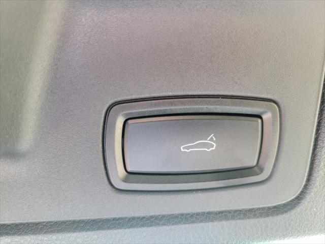 Photo of 2014 White Porsche Panamera