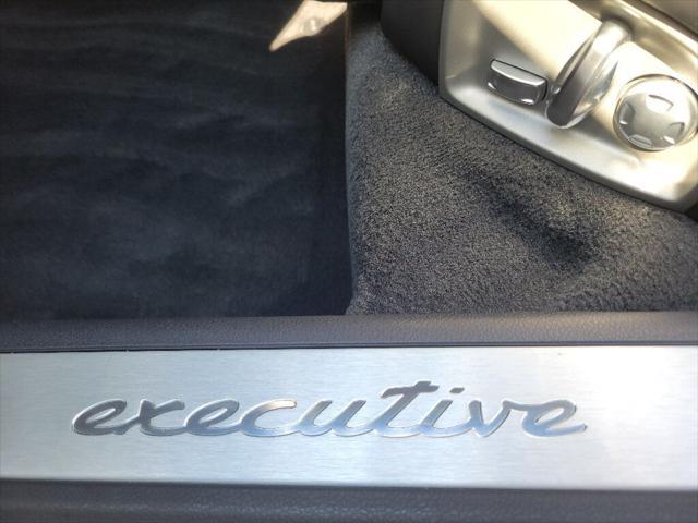 Photo of 2014 White Porsche Panamera
