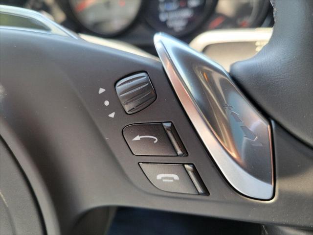 Photo of 2014 White Porsche Panamera