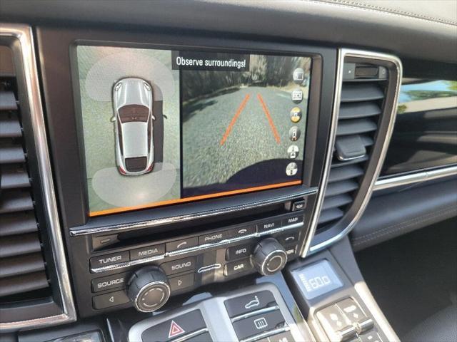 Photo of 2014 White Porsche Panamera
