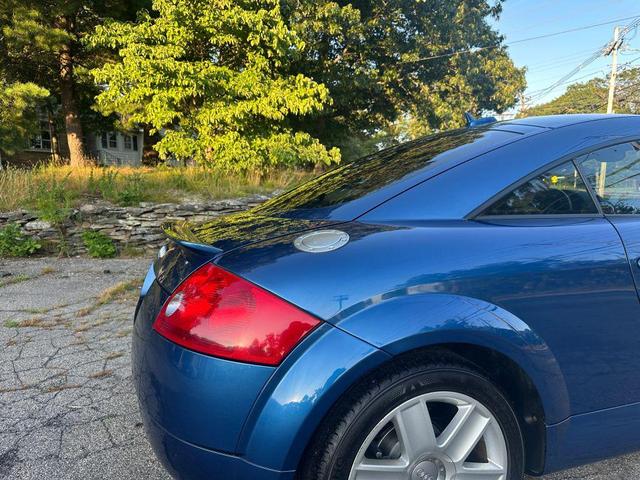 Photo of 2005 Blue Audi TT