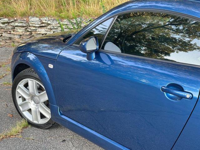 Photo of 2005 Blue Audi TT