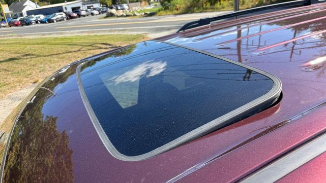 Photo of 2011 Burgundy Honda Pilot