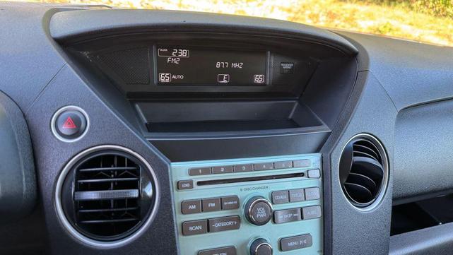 Photo of 2011 Burgundy Honda Pilot