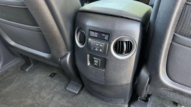 Photo of 2011 Burgundy Honda Pilot