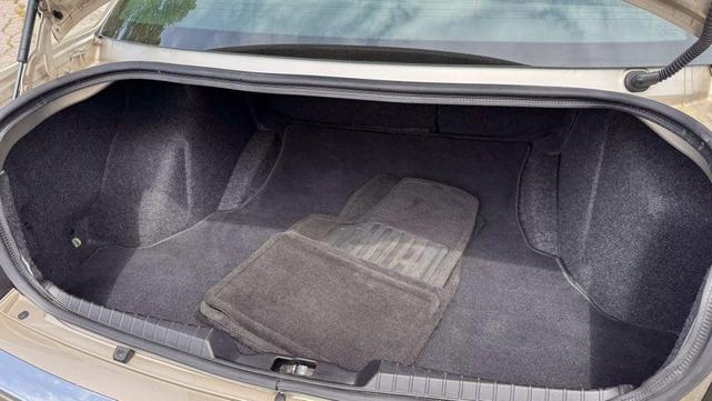 Photo of 2009 Light Sandstone Metallic Clearcoat Chrysler 300