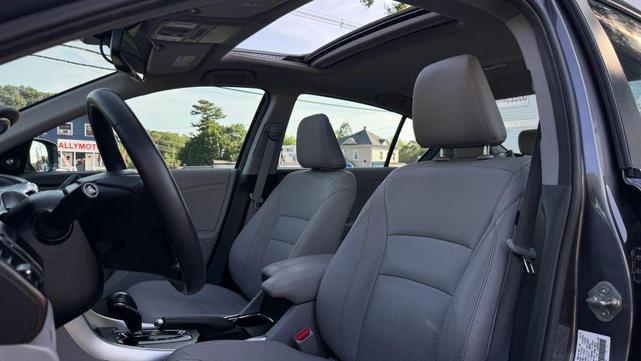 Photo of 2014 Modern Steel Metallic Honda Accord