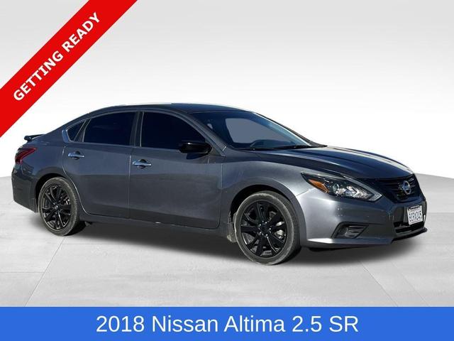 Photo of 2018 Gun Metallic Nissan Altima