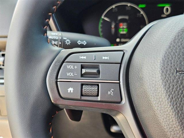 Photo of 2026 Silver Honda CR-V Hybrid