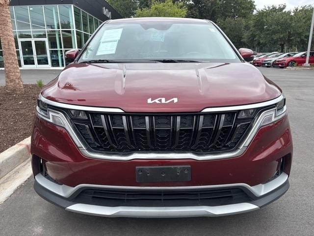 Photo of 2023 Flare Red Kia Carnival