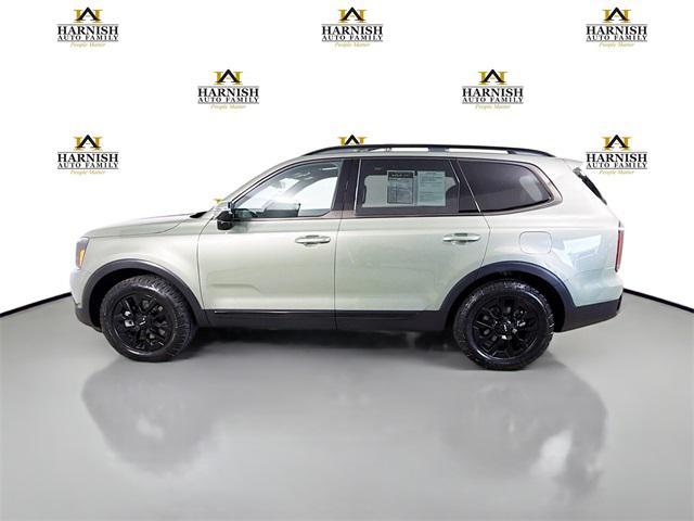 Photo of 2024 Jungle Green Kia Telluride