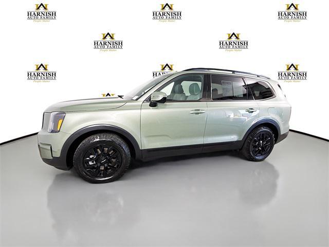 Photo of 2024 Jungle Green Kia Telluride