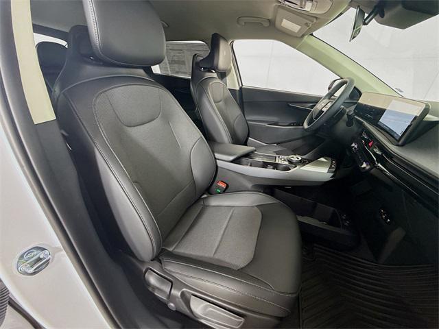 Photo of 2025 Glacier White Pearl Kia EV6