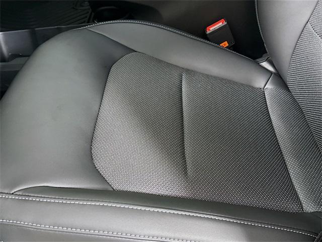 Photo of 2025 Glacier White Pearl Kia EV6