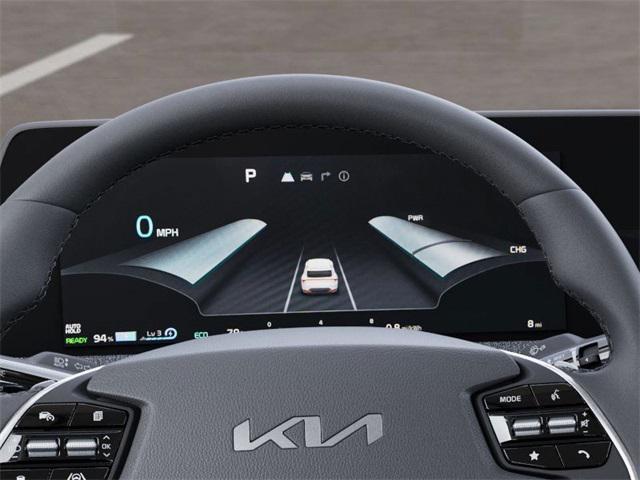 Photo of 2024 Snow White Pearl Kia EV6