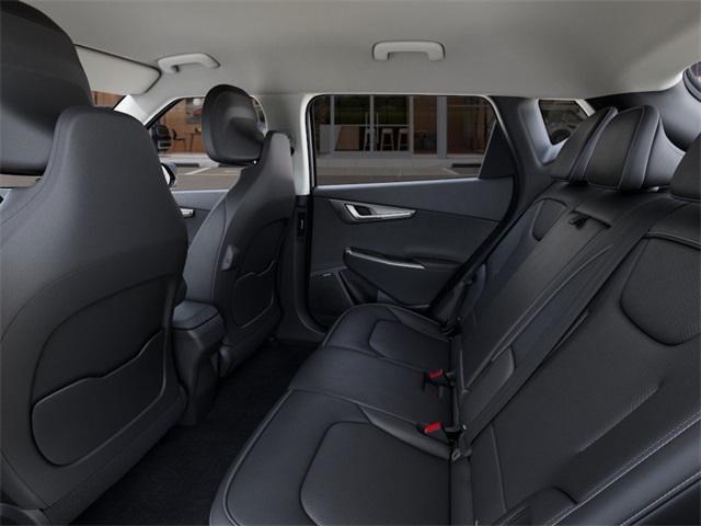 Photo of 2024 Snow White Pearl Kia EV6