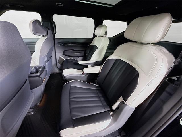 Photo of 2026 Ebony Black Kia EV9