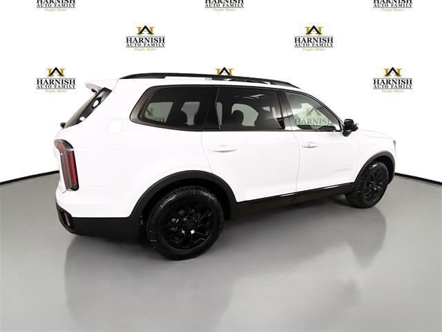 Photo of 2025 Glacial White Pearl Kia Telluride