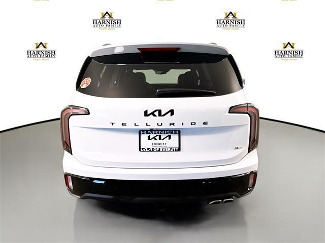 Photo of 2025 Glacial White Pearl Kia Telluride
