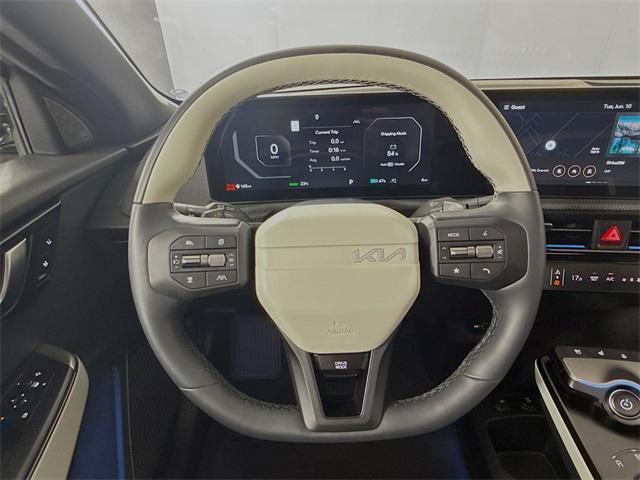 Photo of 2025 Wolf Gray Kia EV6