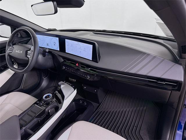 Photo of 2024 Yacht Blue Kia EV6