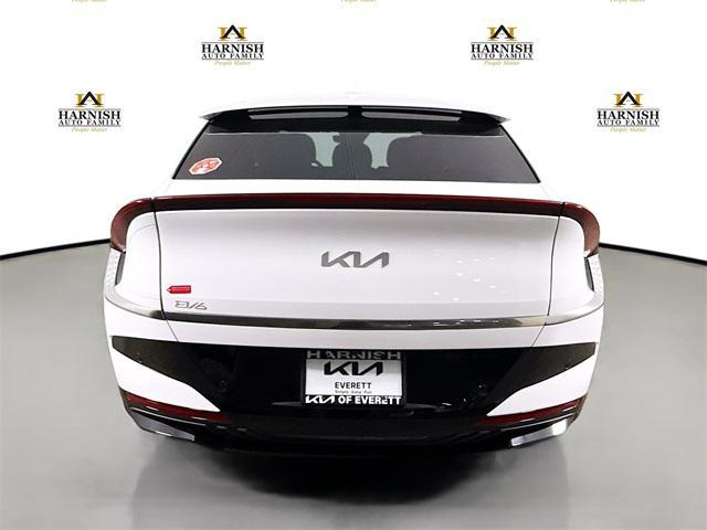 Photo of 2025 White Pearl Kia EV6