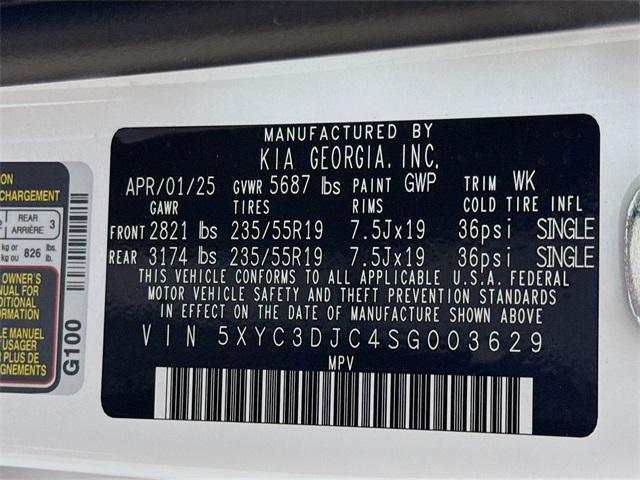 Photo of 2025 White Pearl Kia EV6