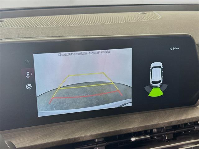 Photo of 2025 Glacial White Pearl Kia Telluride