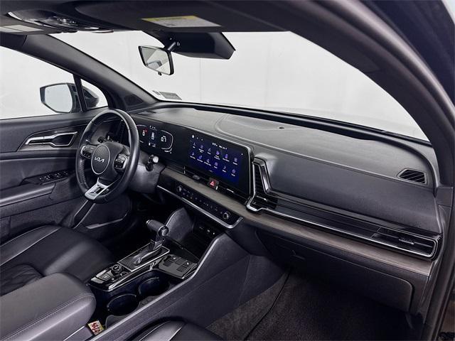 Photo of 2023 Ebony Black Kia Sportage
