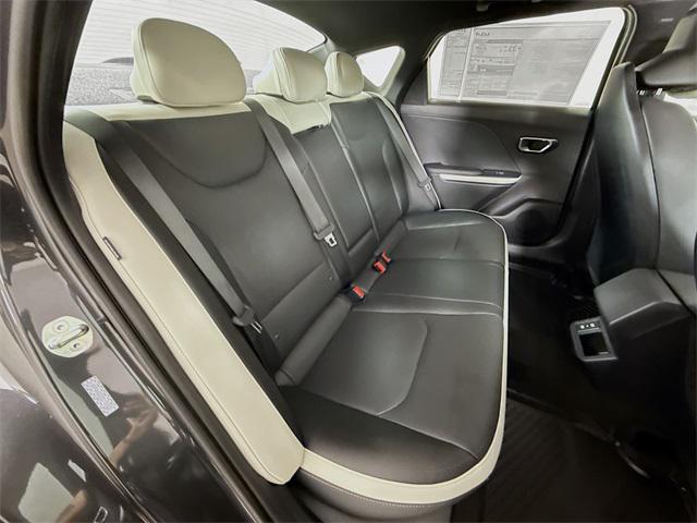 Photo of 2025 Interstellar Gray Kia K4