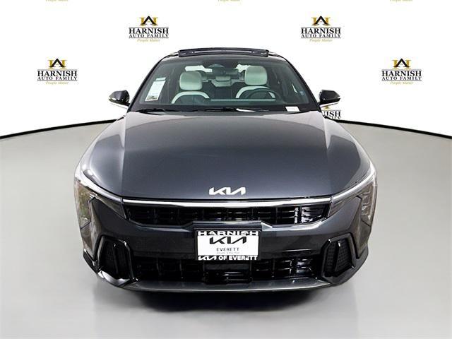 Photo of 2025 Interstellar Gray Kia K4