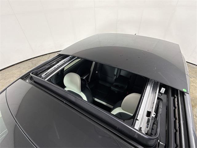 Photo of 2025 Interstellar Gray Kia K4