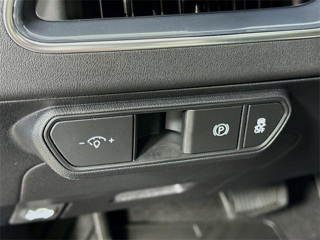 Photo of 2025 Interstellar Gray Kia K4
