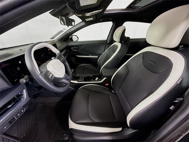 Photo of 2025 Interstellar Gray Kia K4