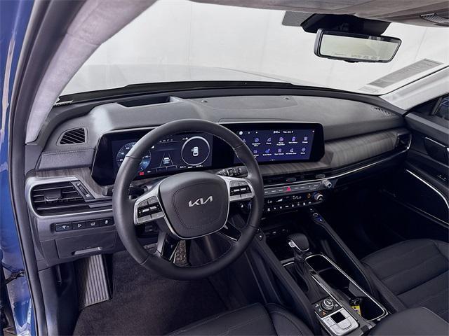Photo of 2023 Midnight Lake Blue Kia Telluride