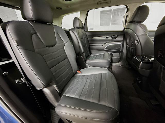 Photo of 2023 Midnight Lake Blue Kia Telluride
