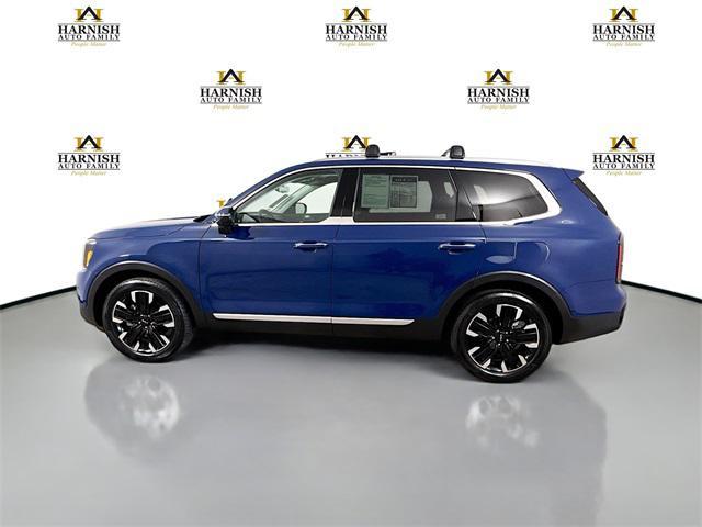 Photo of 2023 Midnight Lake Blue Kia Telluride